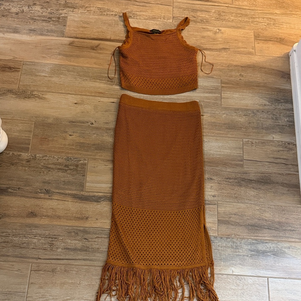 House of Harlow 1960 Tan Fringe Knit Skirt Set